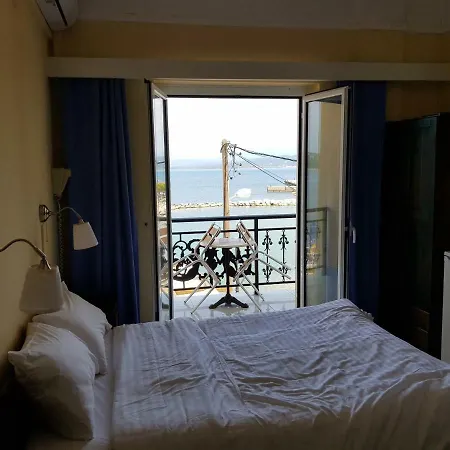 Miramare Hotel 3*