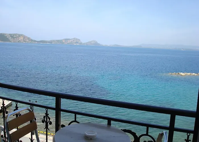 Miramare 3* بيلوس